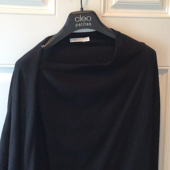 Versatile lightweight sweater - Picture 7 of 7